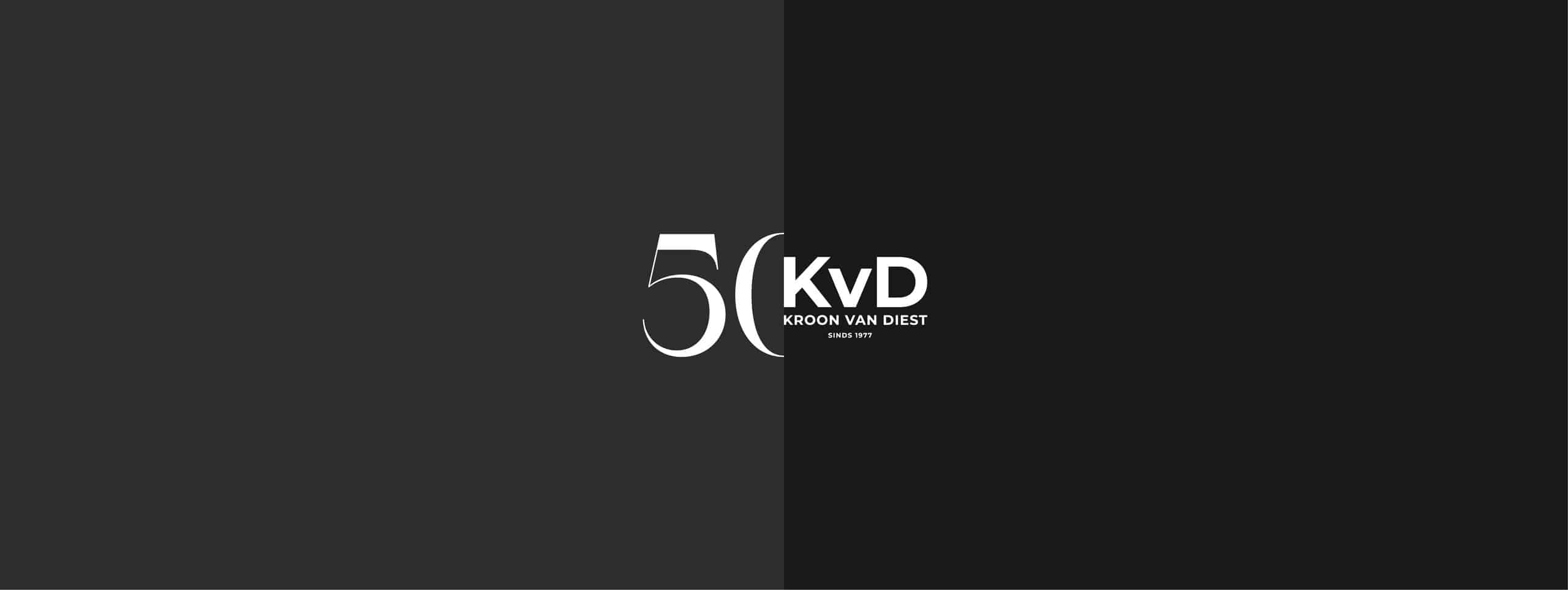Het KvD-logo met het jubileumcijfer 50, sinds 1977